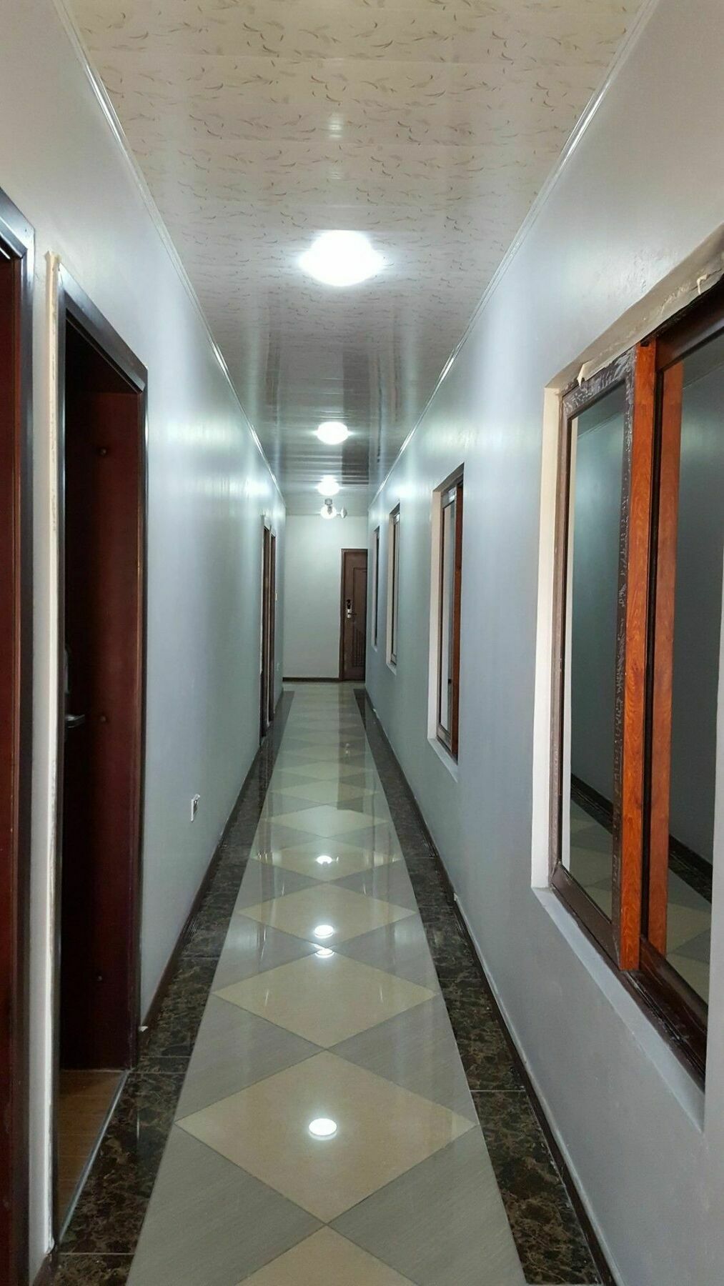 White City Inn Габороне Екстериор снимка